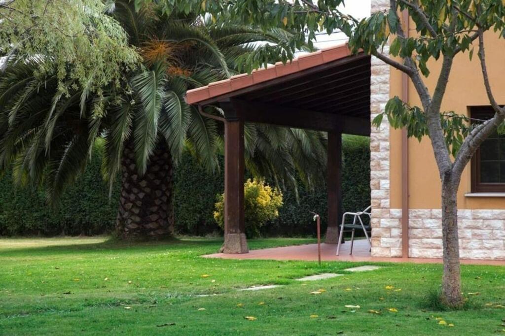 Villa Paula Avilés Екстериор снимка