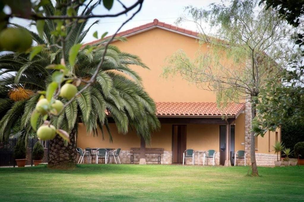 Villa Paula Avilés Екстериор снимка